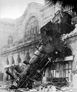 256px-Train_wreck_at_Montparnasse_1895