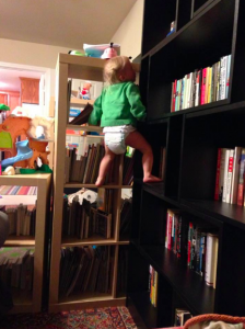 Baby up a bookcase